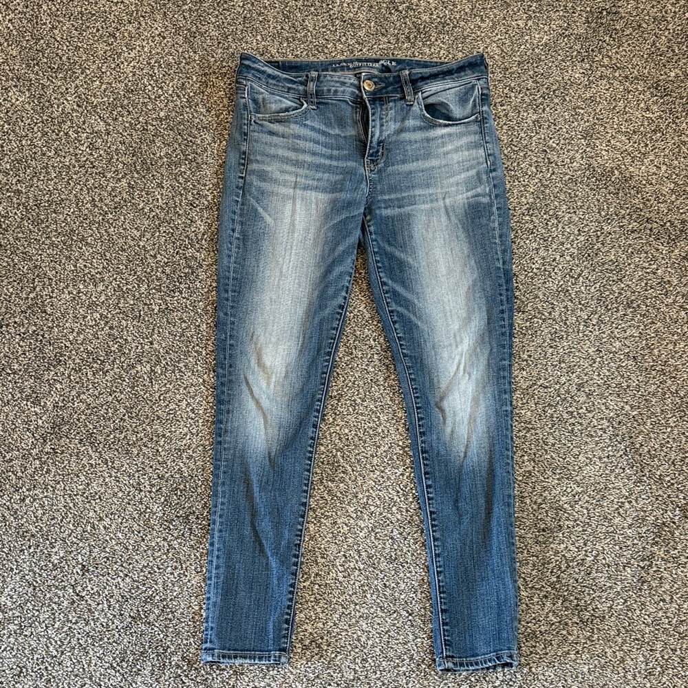 SOLD - American Eagle Outfitters Faded Blue Skinny Jeans